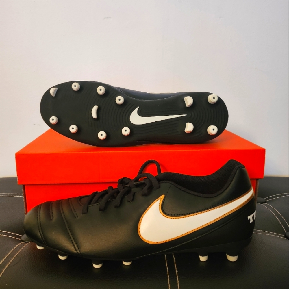 Nike Tiempo Rio III FG